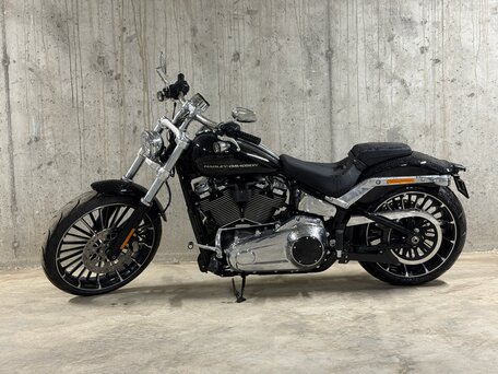 2025 Harley-Davidson Breakout, чёрный, 2890000 рублей, вид 3