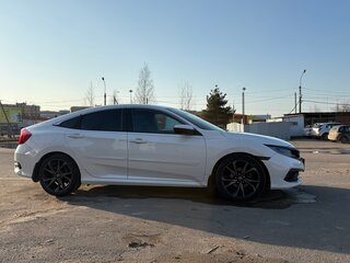 2020 Honda Civic X Рестайлинг, белый, 2100000 рублей, вид 3