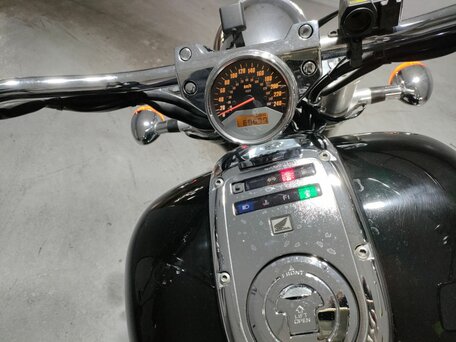 2002 Honda VTX 1800, чёрный, 483000 рублей, вид 5