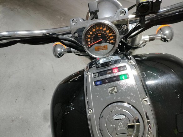 2002 Honda VTX 1800, чёрный, 483000 рублей - вид 4