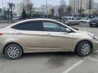 2012 Hyundai Solaris I, бежевый, 399999 рублей, вид 3
