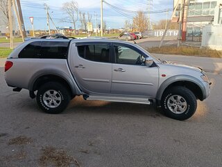 2008 Mitsubishi L200 IV, серебристый, 1500000 рублей, вид 4