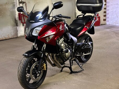 2010 Honda CBF 600, красный, 600000 рублей, вид 1