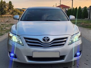2011 Toyota Camry VI (XV40) Рестайлинг, серебристый, 1550000 рублей, вид 5
