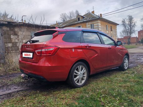 2018 Lada (ВАЗ) Vesta SW I, красный, 920000 рублей, вид 4