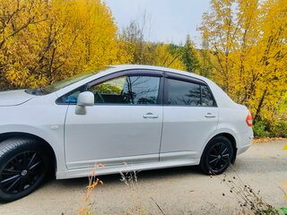 2013 Nissan Tiida I Рестайлинг, серый, 690000 рублей, вид 5