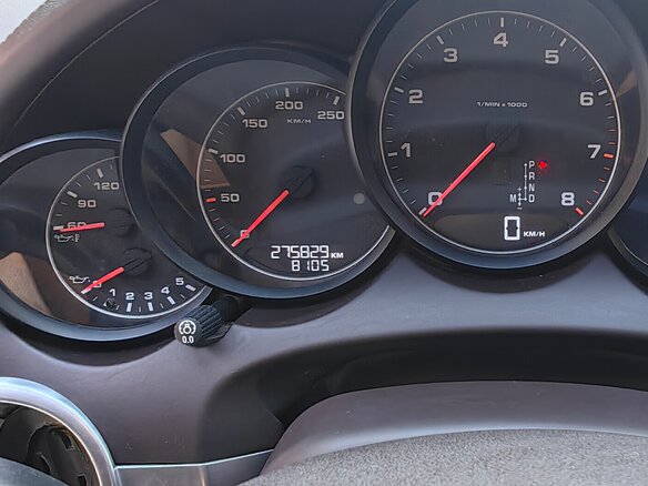 2012 Porsche Cayenne II (958), белый, 2100000 рублей - вид 9