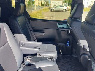 2018 Toyota Esquire I Рестайлинг, серебристый, 2375000 рублей, вид 5
