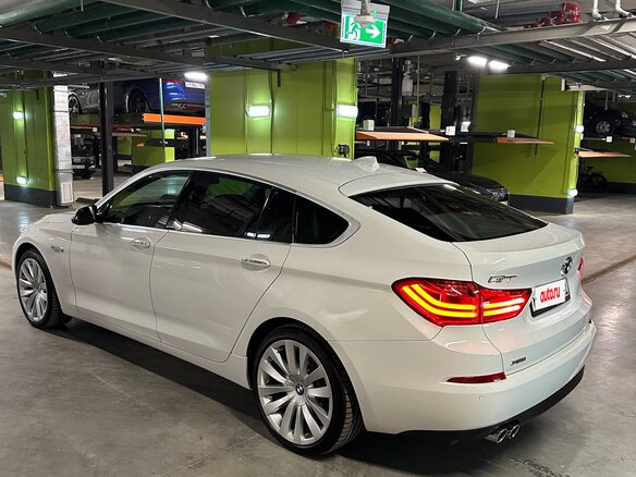 2013 BMW 5 серии 530d xDrive VI (F10/F11/F07) Рестайлинг, белый - вид 4