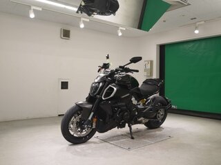 2023 Ducati Diavel V4, чёрный, 1890000 рублей, вид 4