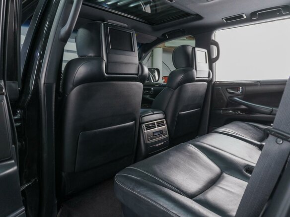 2015 Lexus LX 570 III Рестайлинг, чёрный - вид 10
