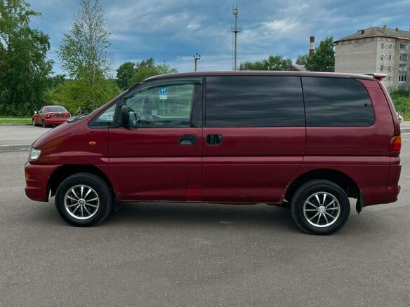 2000 Mitsubishi Space Gear I Рестайлинг, красный, 565000 рублей - вид 8