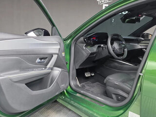 2023 Peugeot 308 III, зелёный, 1790000 рублей, вид 5