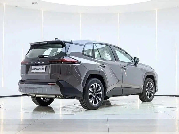 2026 Toyota RAV4 VI (XA60), серый, 4500000 рублей - вид 4