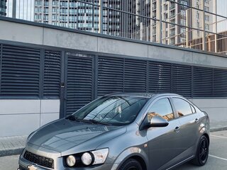 2014 Chevrolet Aveo II, серый, 780000 рублей, вид 1