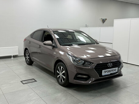 2018 Hyundai Solaris II, коричневый, 1050000 рублей, вид 3