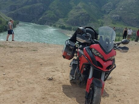 2015 Ducati Multistrada 1200, красный, 950000 рублей, вид 4
