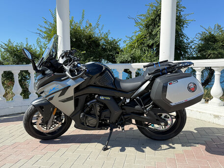 2023 CFMoto 650GT, чёрный, 580000 рублей, вид 3