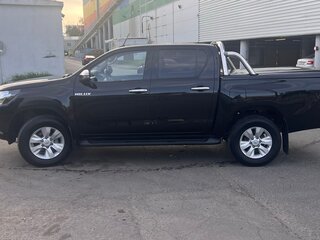 2019 Toyota Hilux VIII, чёрный, 5100000 рублей, вид 3