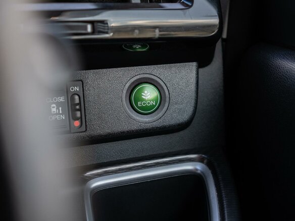 2021 Honda Stepwgn Spada V Рестайлинг, чёрный, 2749000 рублей - вид 25