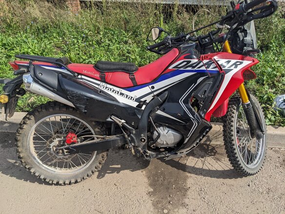 2020 Motoland Dakar ST, красный, 105000 рублей - вид 4