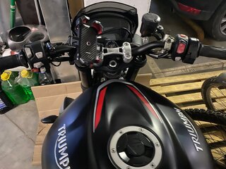 2019 Triumph Street Triple, чёрный, 795000 рублей, вид 4