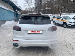 2015 Porsche Cayenne S Diesel II Рестайлинг (958), белый, 4800000 рублей, вид 5