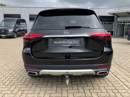 2025 Mercedes-Benz GLE 300 d II (V167) Рестайлинг, чёрный, 7715763 рублей, вид 4