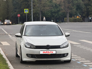 2012 Volkswagen Golf VI, белый, 800000 рублей, вид 3
