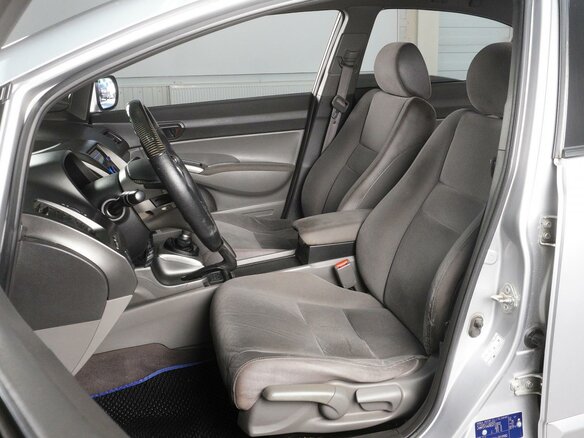 2007 Honda Civic VIII, серебристый - вид 9