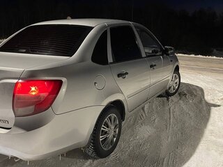 2012 Lada (ВАЗ) Granta I, серебристый, 320000 рублей, вид 5