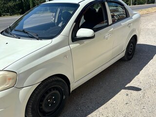 2009 Chevrolet Aveo I Рестайлинг, белый, 250000 рублей, вид 4