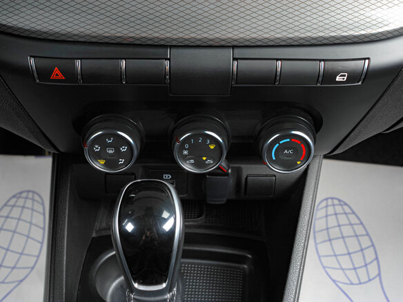 2024 Lada (ВАЗ) Vesta SW I Рестайлинг (NG), белый - вид 13
