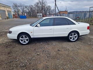 1997 Audi A6 I (C4), белый, 700000 рублей, вид 4
