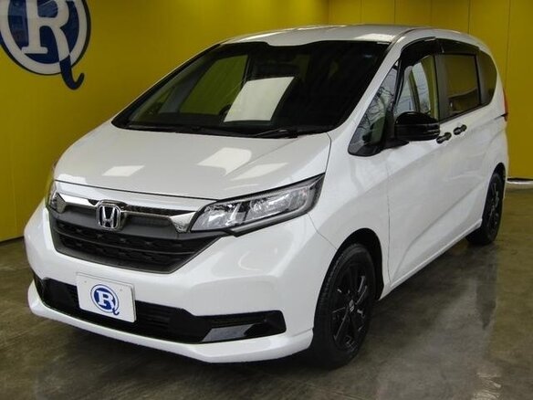 2023 Honda Freed II Рестайлинг, белый, 1460999 рублей - вид 1