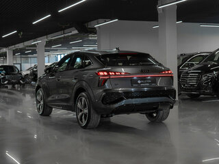 2026 Audi Q3 TFSI III (FJ), серый, 7250000 рублей, вид 4