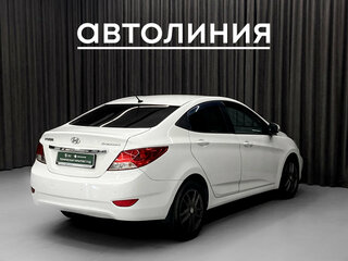 2011 Hyundai Solaris I, белый, 669000 рублей, вид 3