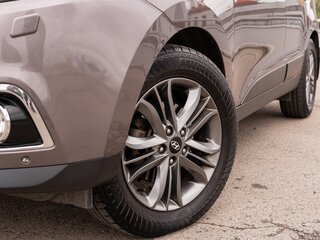2015 Hyundai ix35 I Рестайлинг, коричневый, 1275000 рублей, вид 2