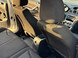 2011 Peugeot 308 I Рестайлинг, серебристый, 330000 рублей, вид 5