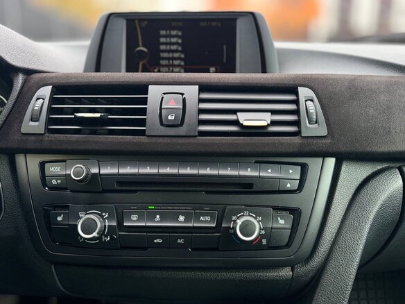 2013 BMW 3 серии 320i VI (F3x), чёрный, 1700000 рублей - вид 15