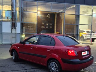 2006 Kia Rio II, оранжевый, 405000 рублей, вид 4