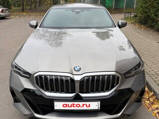 2024 BMW 5 серии 520d xDrive VIII (G60/G61/G68), серый, 9000000 рублей, вид 2