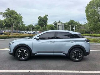 2024 Hozon Neta X 500, серебристый, 1550000 рублей, вид 4