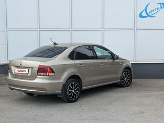 2018 Volkswagen Polo V Рестайлинг, бежевый, 1175000 рублей, вид 5