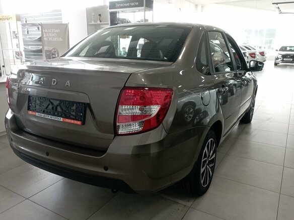 2026 Lada (ВАЗ) Granta I Рестайлинг, коричневый, 1230000 рублей - вид 6
