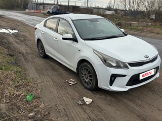 2017 Kia Rio IV, белый, 680000 рублей, вид 1