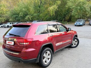 2011 Jeep Grand Cherokee IV (WK2), красный, 2200000 рублей, вид 4