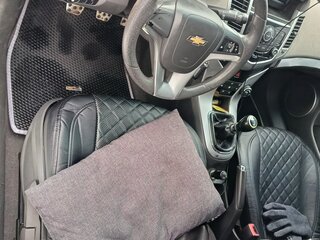 2010 Chevrolet Cruze I, чёрный, 550000 рублей, вид 5