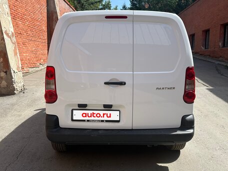 2013 Peugeot Partner, белый, 750000 рублей, вид 5
