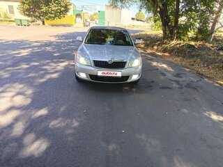2013 Skoda Octavia II (A5) Рестайлинг, серебристый, 920000 рублей, вид 1